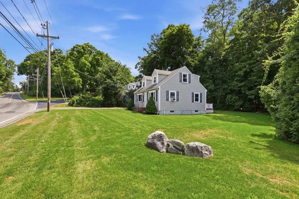 Photo of 82 Central St.