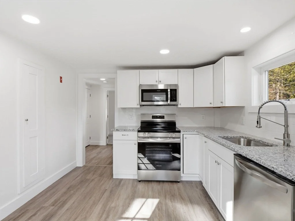 Photo of 51 Sandy Pond Rd