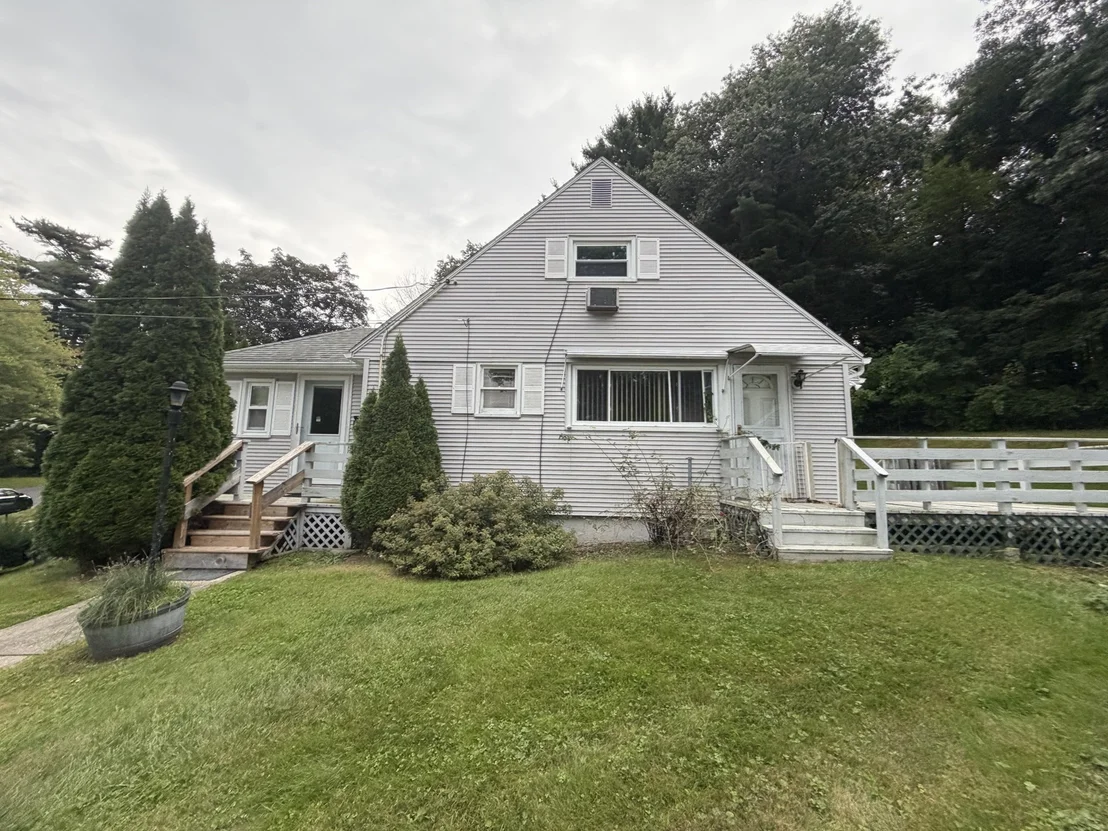 Photo of 433 Gifford Street