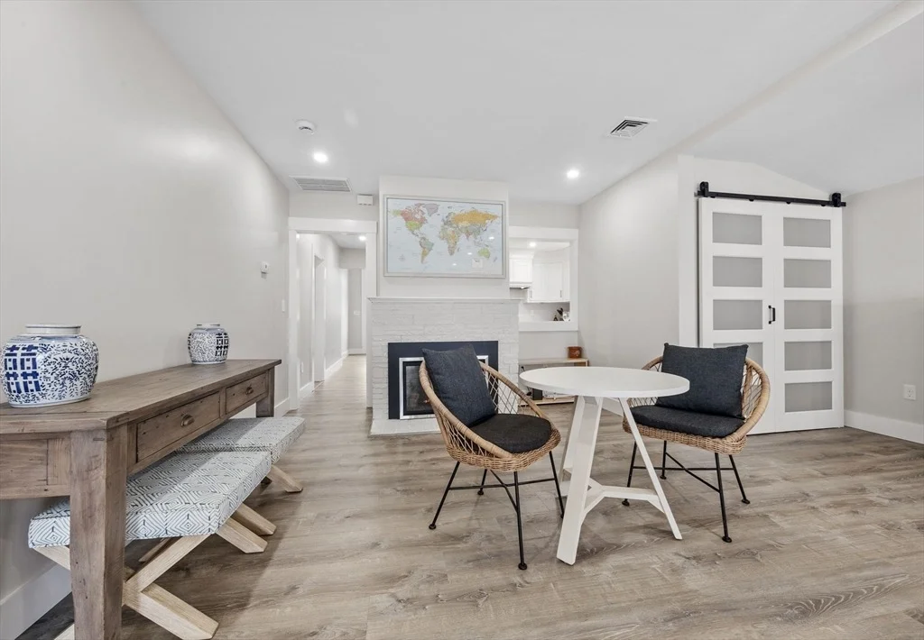 Photo of 24 Cove St
