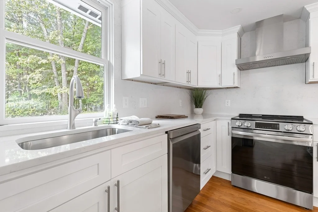 Photo of 32 Lyman Rd