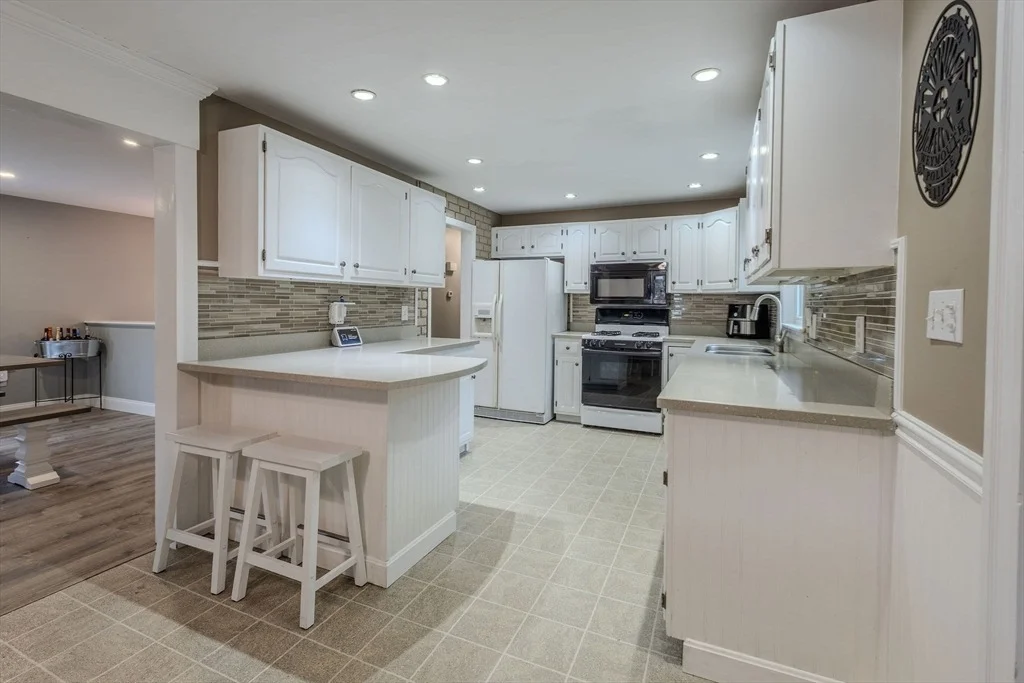 Photo of 46 Puritain Drive