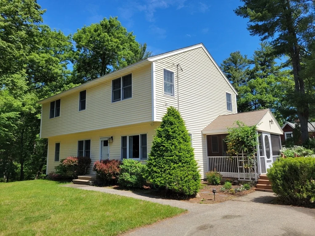 Photo of 107 Maple Rd