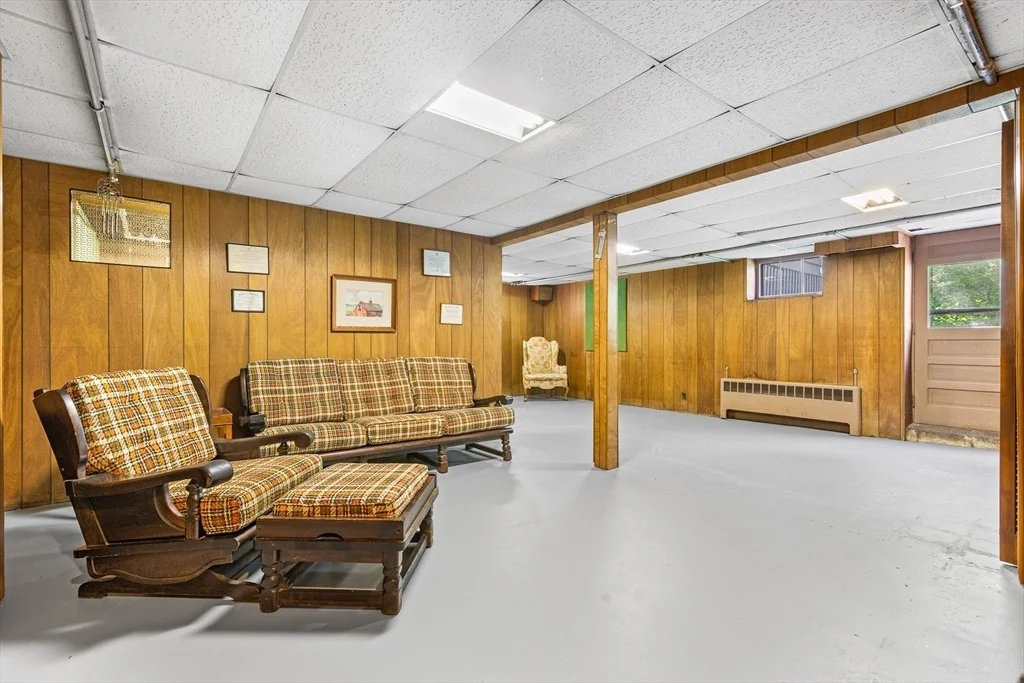 Photo of 24 Meadow Brook Lane