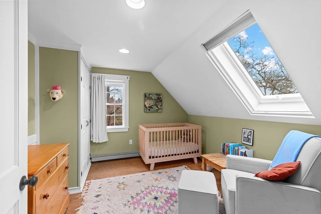 Photo of 3904 Main St