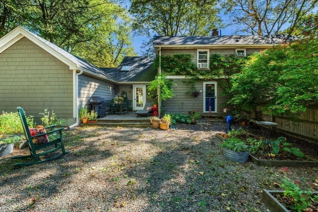 Photo of 35 Cogswell Ave