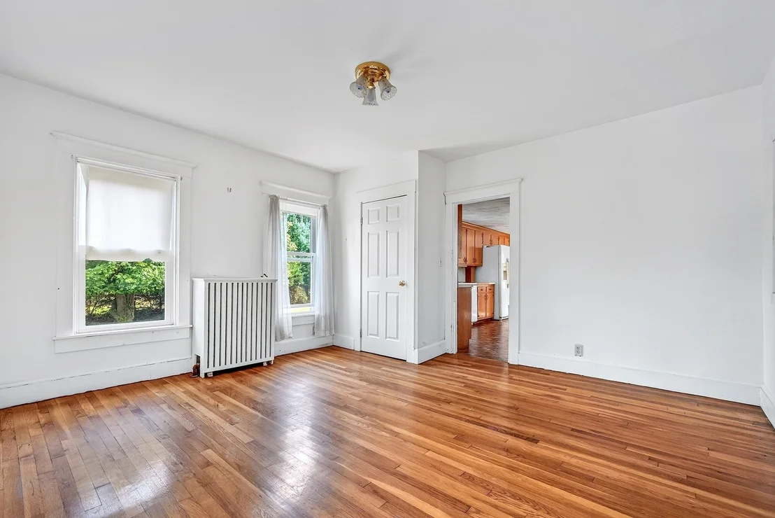 Photo of 25 Spring St