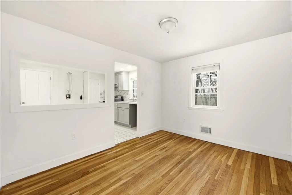 Photo of 1 Beechmont Ter