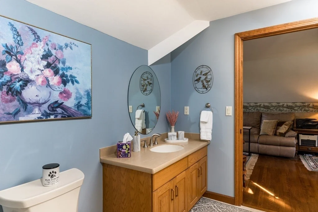 Photo of 11 Polaris Dr