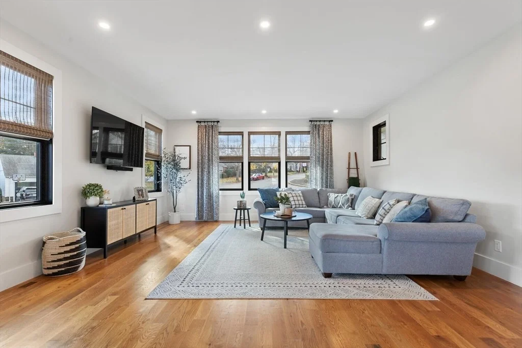 Photo of 3 Harmon Rd