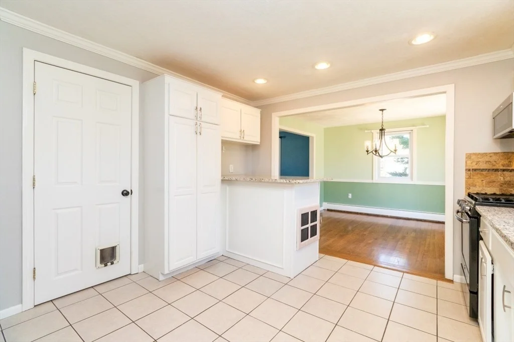 Photo of 6 Dennis Rd