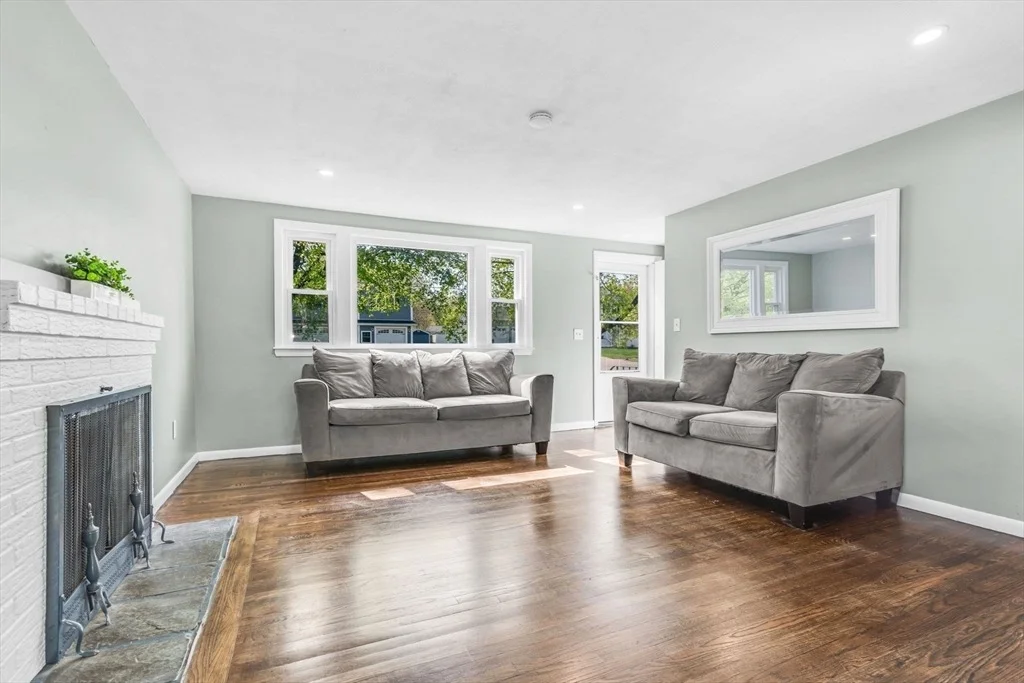 Photo of 3 Lee Circle