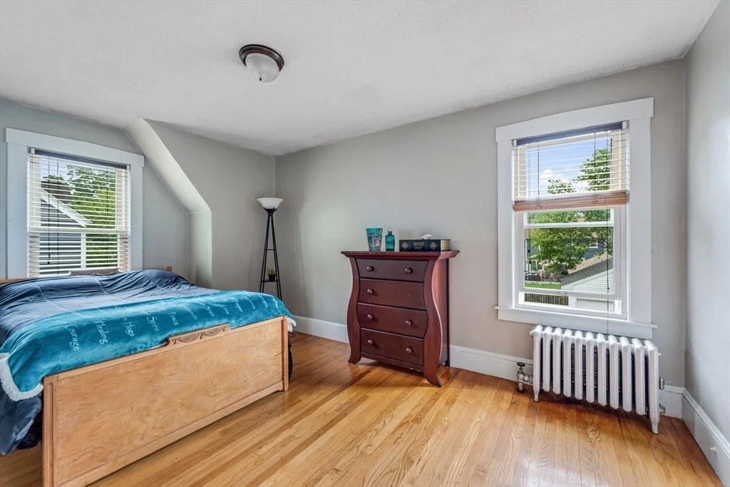 Photo of 44 Gillette Ave