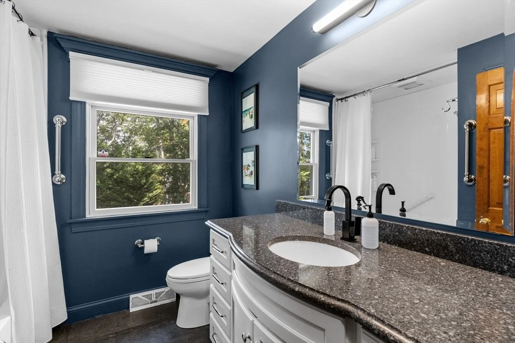 Photo of 13 Elm Dr