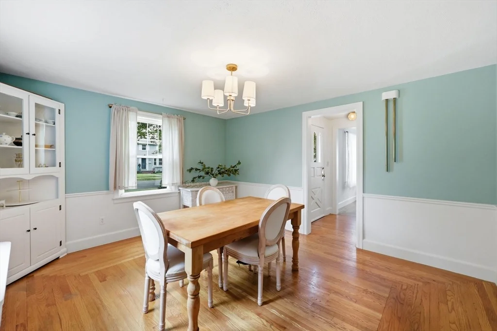 Photo of 250 Gillette Ave