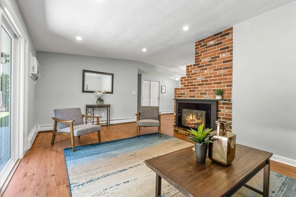 Photo of 22 Temi Rd