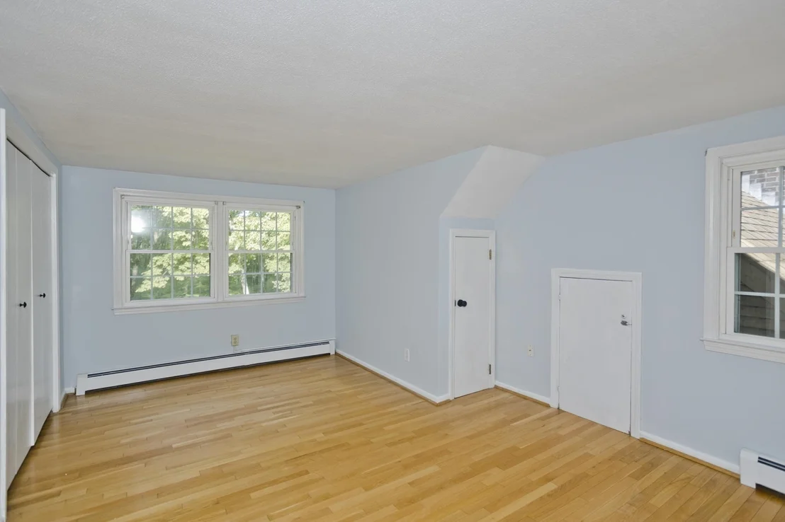 Photo of 323 Bennett Rd.