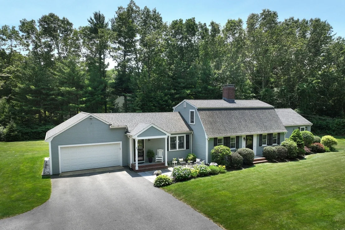 Photo of 21 Earldor Circle