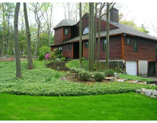 Photo of 24 Sunnyrock Dr