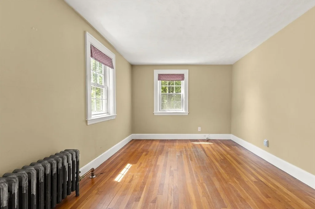 Photo of 4 Grand Street