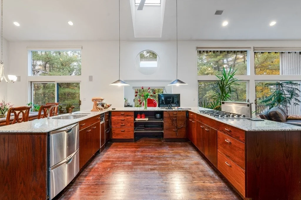Photo of 34 Whitcomb Road