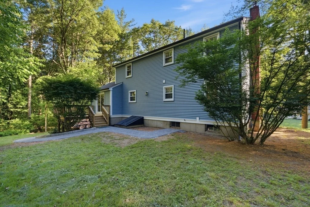Photo of 3 Jonathan Ln