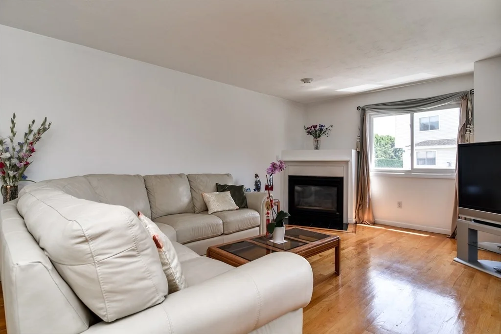 Photo of Unit 325 at 325 Captain Eames Circle