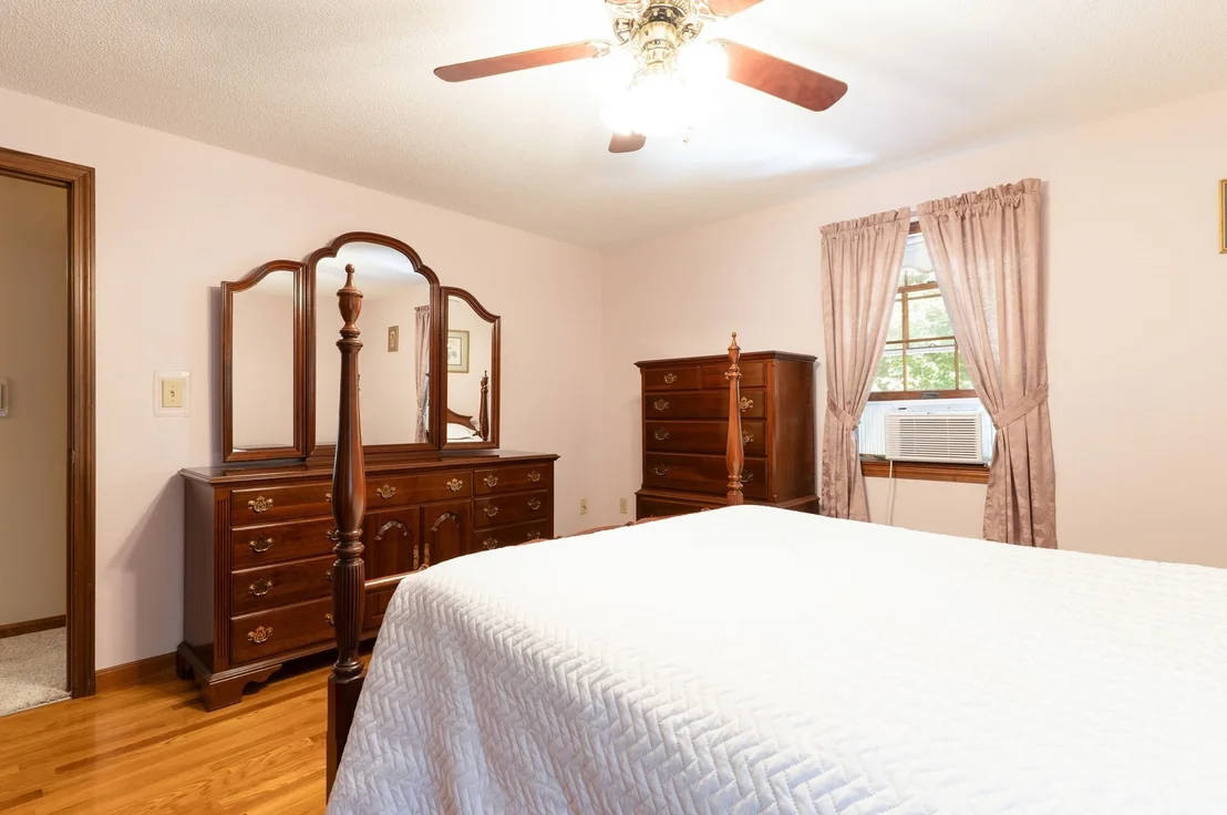 Photo of 14 Delaney Ave
