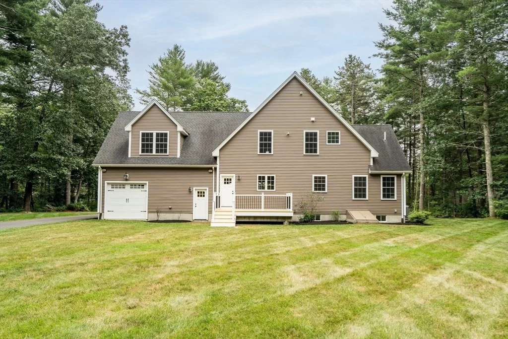 Photo of 33 Massapoag Way
