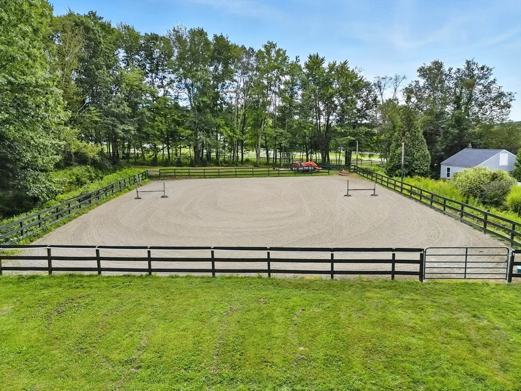 Photo of 254 Ames Rd