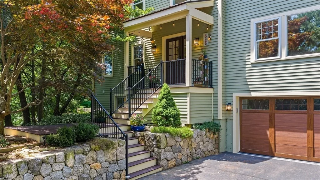Photo of 334 Farm Road