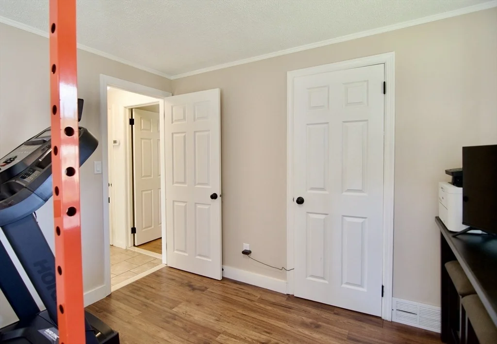 Photo of 48 Booth Rd
