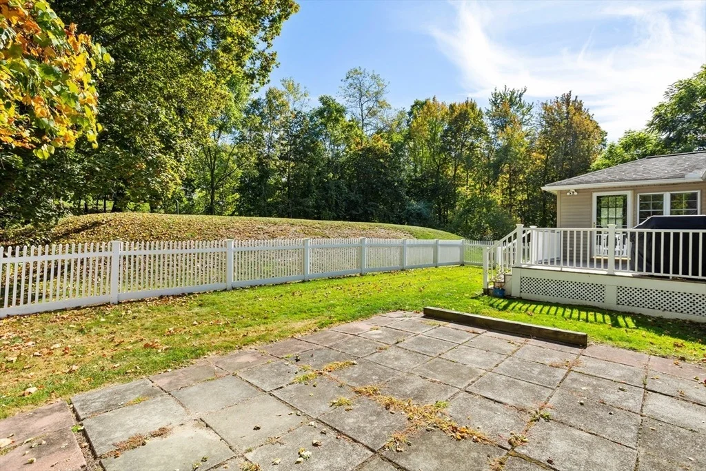 Photo of 6 Belmont Dr