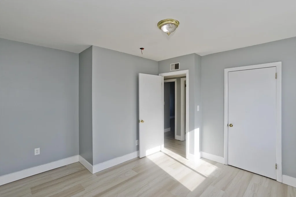 Photo of Unit 10 at 239 Glasgow St