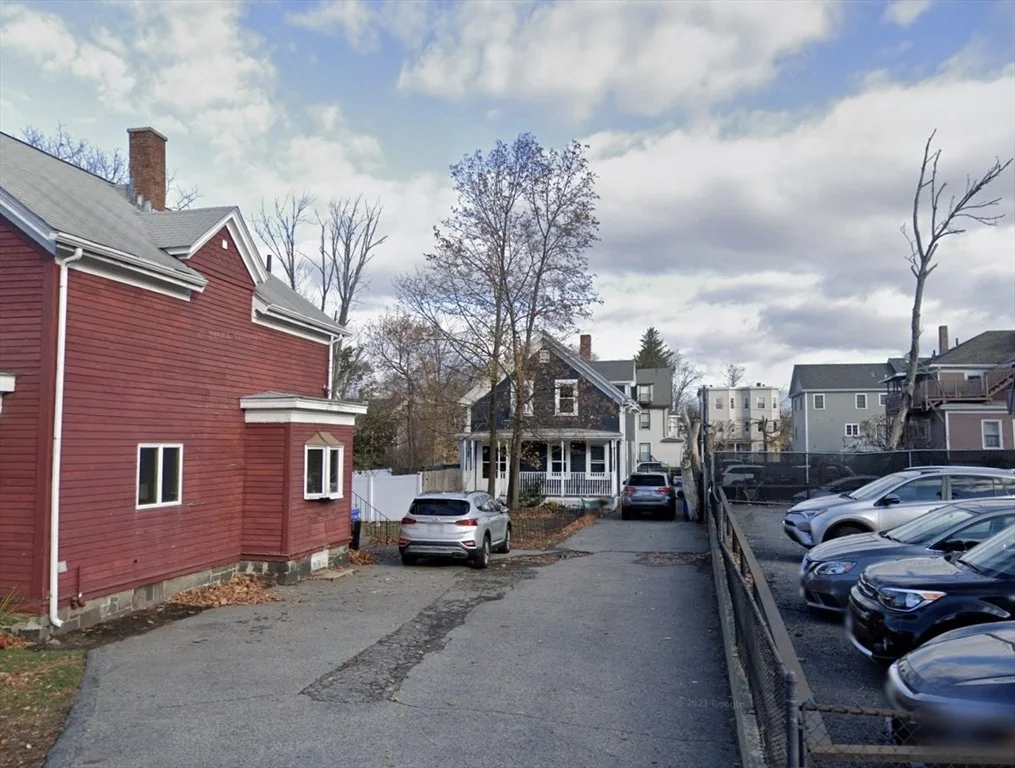 Photo of 32 Maple St
