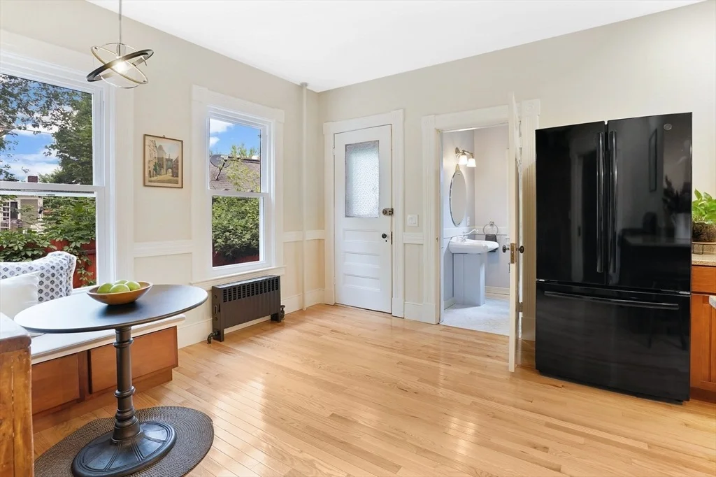 Photo of 161 Longhill St