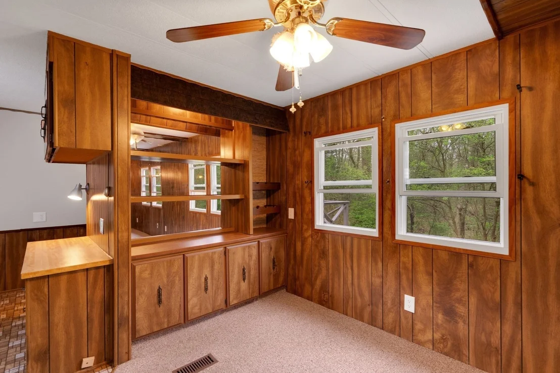 Photo of 39 Thayer Dr