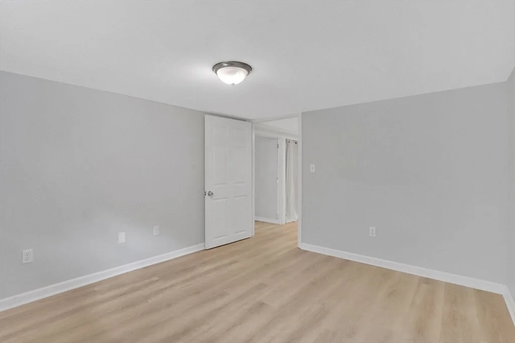 Photo of 250 Old Lyman Rd