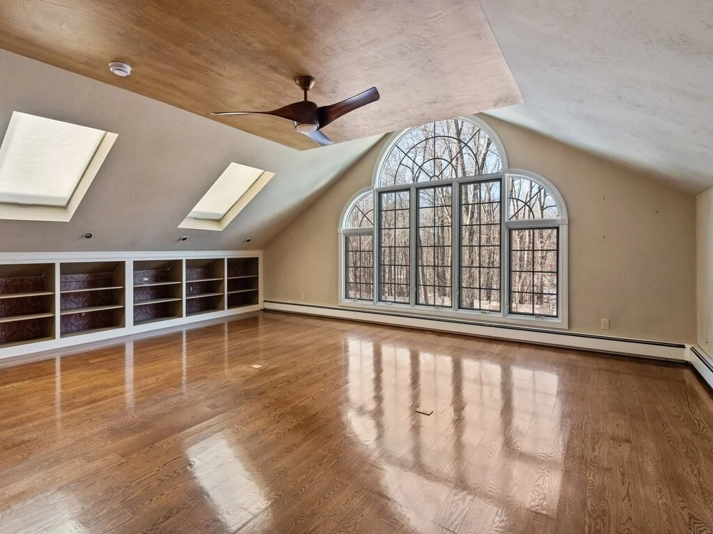 Photo of 186 Pilgrim Drive