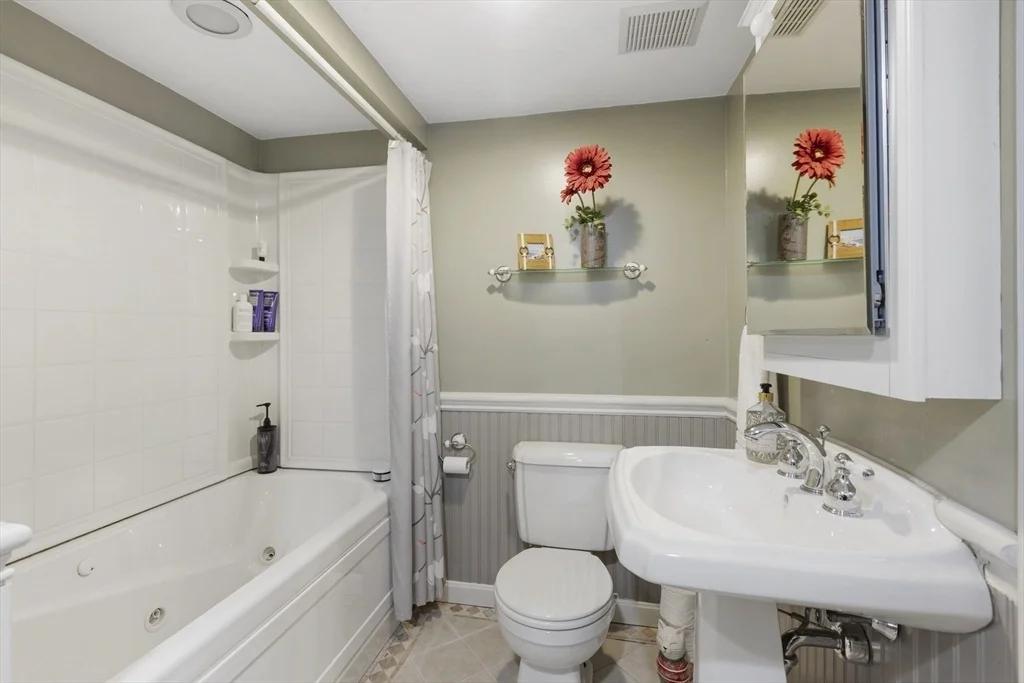 Photo of 706 Lawton St