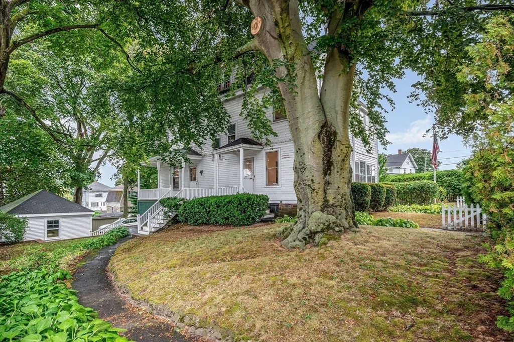 Photo of 82 Lincoln Ave