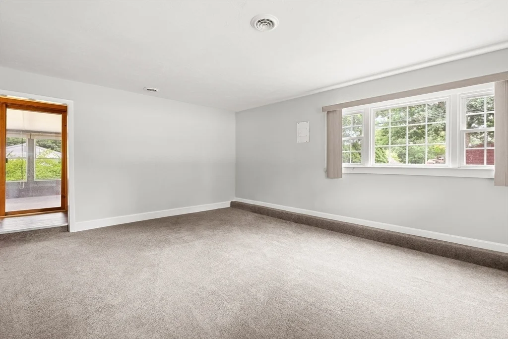 Photo of 26 Cromesett Road