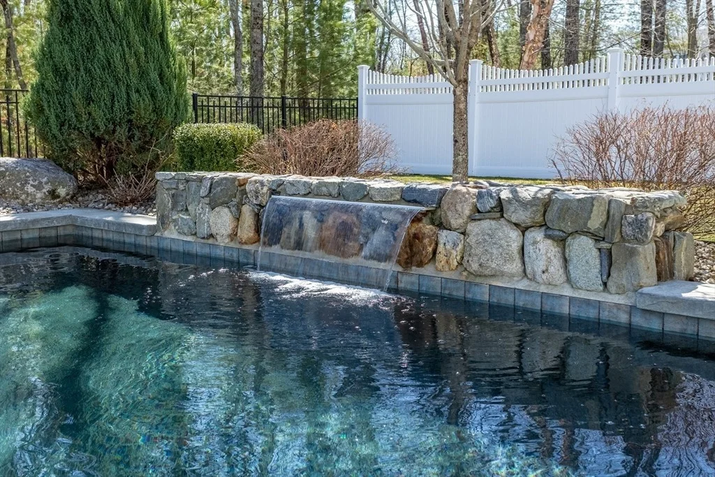 Photo of 37 Mill Pond Road