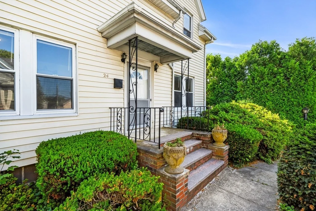 Photo of 24 Walden St
