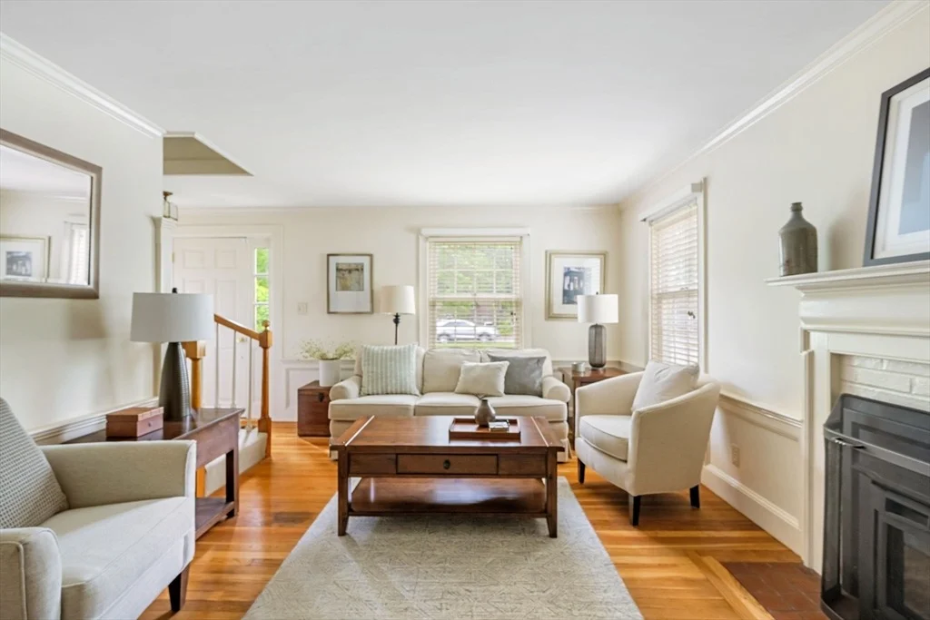 Photo of 494 Cushing