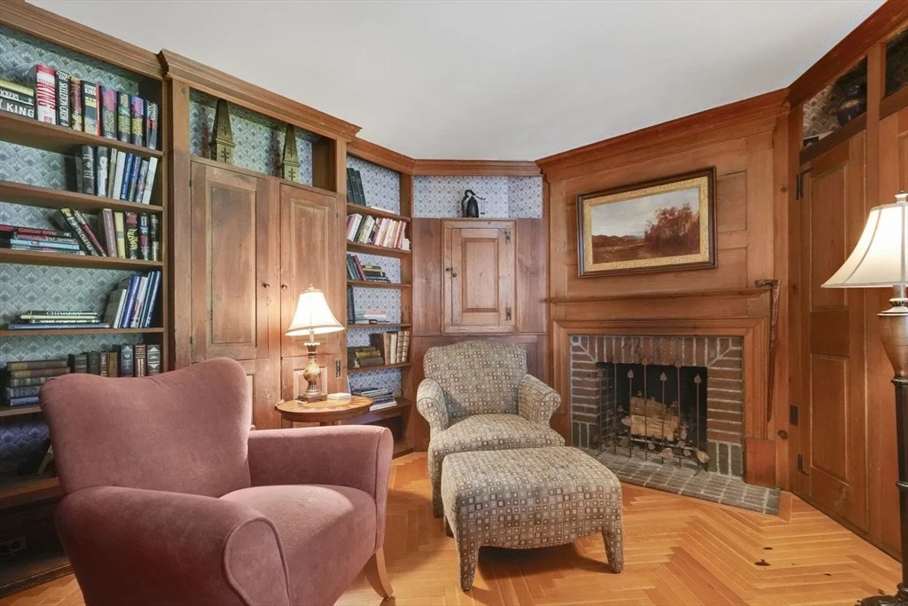 Photo of 135 Forest Glen Rd