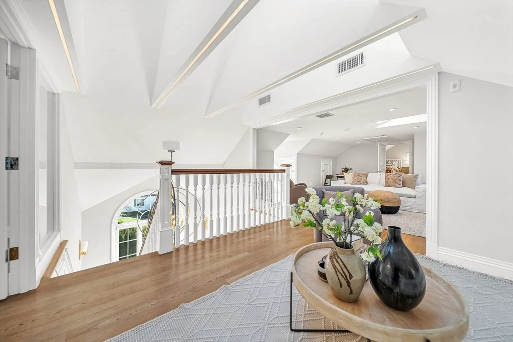Photo of 48 Marshall Rd