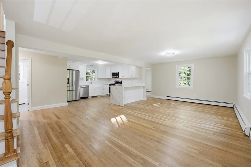 Photo of 3 Jonathan Ln