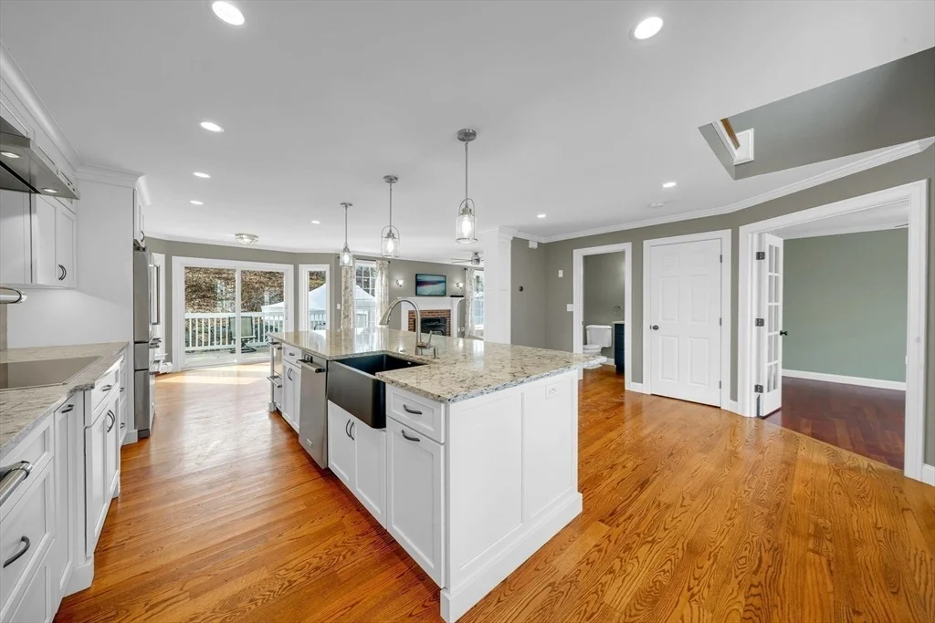 Photo of 8 Jacqueline Dr