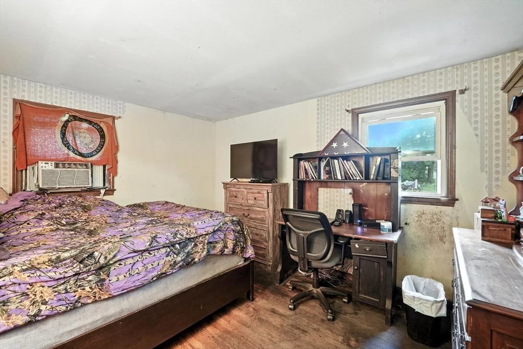 Photo of 43 Colony Dr